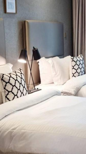 Luxury Paramount Hotel Apt B666